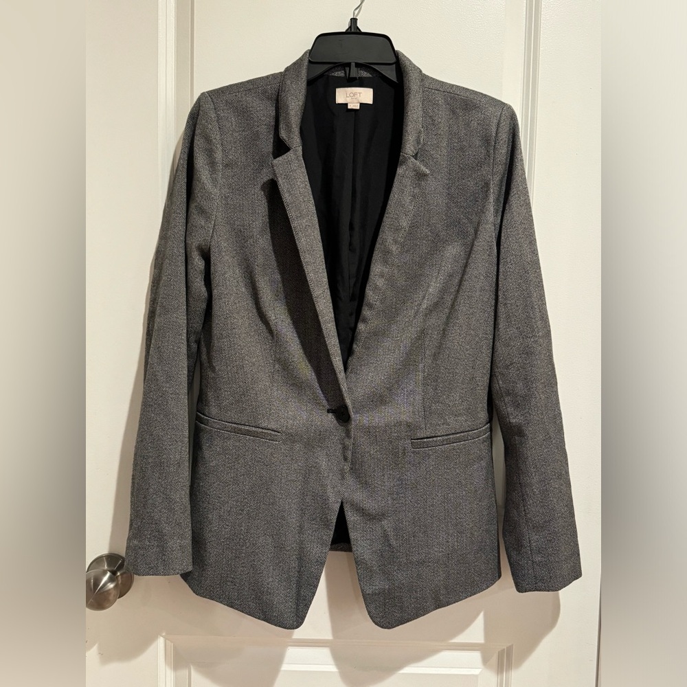 LOFT Gray Blazer - Size 6